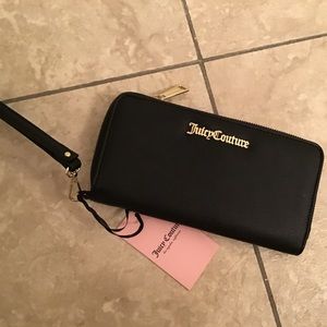 Beautiful leather juicy couture wallet